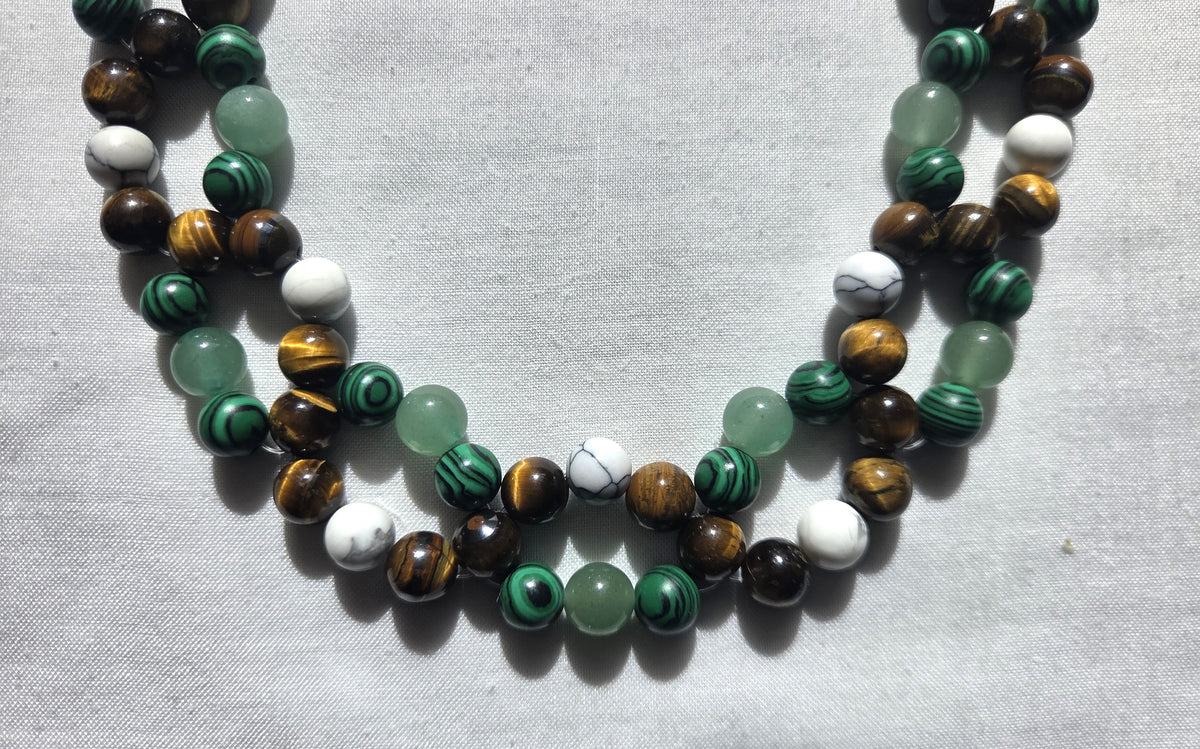Green Elapidae necklace