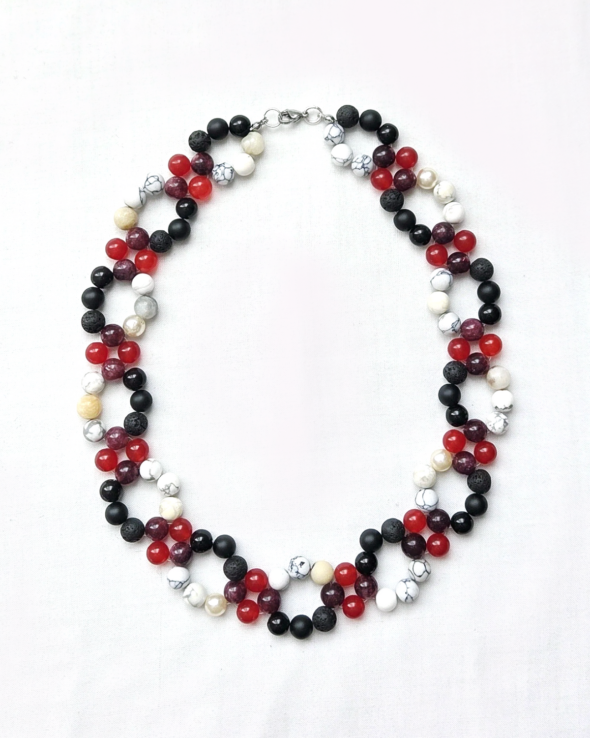 Red Elapidae necklace