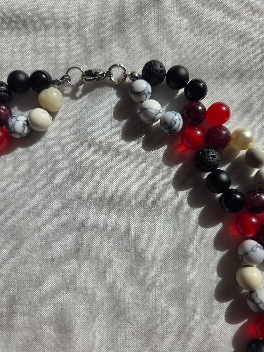 Red Elapidae necklace